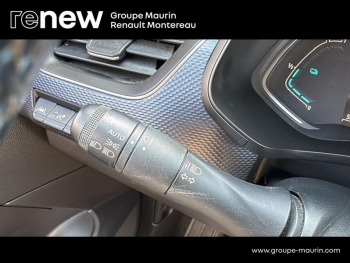 Photo 26 du bon plan RENAULT Arkana 1.6 E-Tech hybride 145ch Evolution -22 occasion à 19990 €