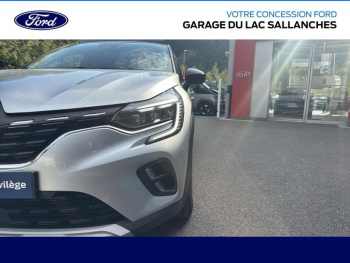 Photo 16 du bon plan RENAULT Captur 1.6 E-Tech Plug-in 160ch Intens occasion à 13590 €