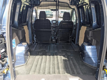 Photo 16 du bon plan FORD Transit Courier VUL 1.0E 100ch Stop&Start Limited occasion à 17990 €