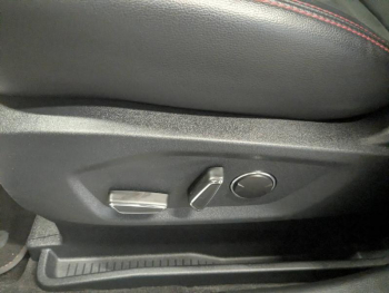 Photo 14 du bon plan FORD S-MAX 2.5 Duratec 190ch Hybrid ST-Line eCVT occasion à 31990 €