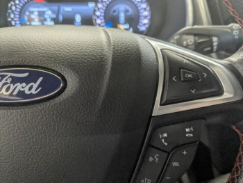 Photo 19 du bon plan FORD S-MAX 2.5 Duratec 190ch Hybrid ST-Line eCVT occasion à 31990 €