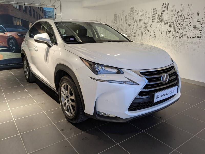 Bon plan LEXUS NX 300h 4WD Luxe occasion à 25490 €