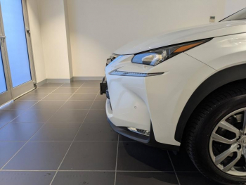 Photo 16 du bon plan LEXUS NX 300h 4WD Luxe occasion à 25490 €