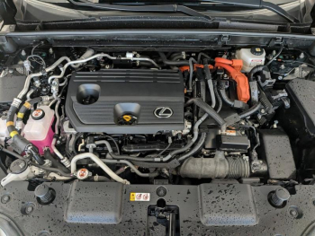 Photo 17 du bon plan LEXUS NX 450h+ F SPORT Executive 4WD MY24 occasion à 54890 €