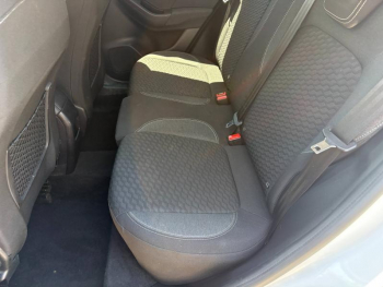 Photo 13 du bon plan FORD Puma 1.0 Flexifuel 125ch S&S mHEV Titanium occasion à 15990 €