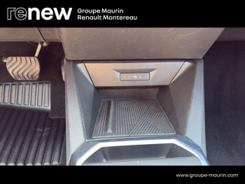 Photo 32 du bon plan RENAULT Clio 1.8 E-Tech 160ch full hybrid Techno occasion à 26900 €