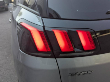 Photo 12 du bon plan PEUGEOT 3008 1.5 BlueHDi 130ch E6.c Allure S&S  6cv occasion à 15990 €