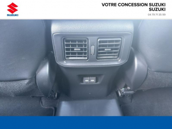 Photo 11 du bon plan TOYOTA RAV4 2.5 Hybride Rechargeable 306ch Collection AWD-i MY24 occasion à 40990 €