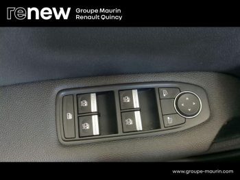 Photo 7 du bon plan RENAULT Captur 1.6 E-Tech hybride 145ch Techno Fast Track occasion à 18990 €