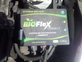 Photo 5 du bon plan FORD Fiesta 1.0 EcoBoost 100ch Stop&Start Cool & Connect 5p E85 occasion à 11900 €
