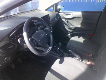 Photo 19 du bon plan FORD Fiesta 1.0 EcoBoost 100ch Stop&Start Cool & Connect 5p E85 occasion à 11900 €