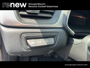 Photo 16 du bon plan RENAULT Captur 1.6 E-Tech hybride 145ch Techno Fast Track occasion à 19380 €