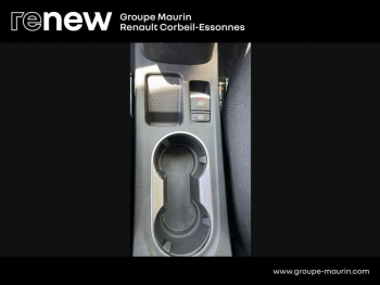 Photo 20 du bon plan RENAULT Captur 1.6 E-Tech hybride 145ch Techno Fast Track occasion à 19380 €