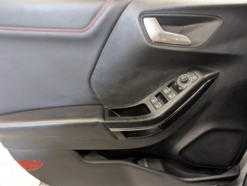 Photo 15 du bon plan FORD Puma 1.0 EcoBoost 125ch S&S mHEV ST-Line X Powershift occasion à 19489 €