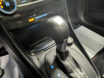 Photo 22 du bon plan FORD Puma 1.0 EcoBoost 125ch S&S mHEV ST-Line X Powershift occasion à 19489 €