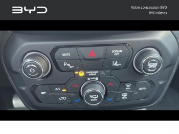 Photo 15 du bon plan JEEP Renegade 1.3 GSE T4 240ch 4xe S AT6 MY21 occasion à 19990 €