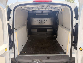 Photo 23 du bon plan FORD Transit Connect VUL L1 1.0E 100ch E85 Trend Business Nav occasion à 13990 €