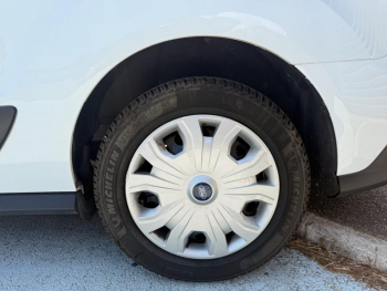 Photo 28 du bon plan FORD Transit Connect VUL L1 1.0E 100ch E85 Trend Business Nav occasion à 13990 €