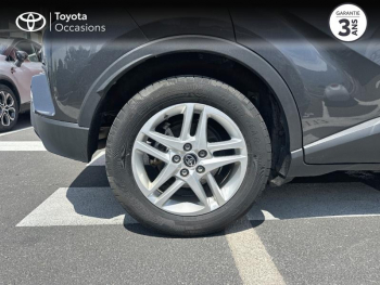 Photo 16 du bon plan TOYOTA C-HR 1.8 Hybride 122ch Dynamic Business E-CVT occasion à 17990 €