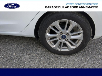 Photo 4 du bon plan FORD Fiesta 1.0 Flexifuel 95ch Titanium Business 5p occasion à 14990 €