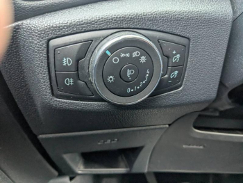 Photo 14 du bon plan FORD EcoSport 1.0 EcoBoost 125ch Titanium 141g occasion à 16480 €