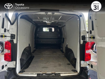 Photo 10 du bon plan TOYOTA ProAce VUL Long 2.0 D-4D 140 Start Pack Confort occasion à 25990 €