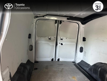 Photo 12 du bon plan TOYOTA ProAce VUL Long 2.0 D-4D 140 Start Pack Confort occasion à 25990 €