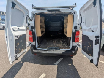 Photo 5 du bon plan CITROEN Jumpy Fg VUL M 1.5 BlueHDi 120ch S&S occasion à 18390 €