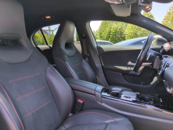 Photo 14 du bon plan MERCEDES-BENZ Classe A 180 d 116ch AMG Line 7G-DCT occasion à 18990 €