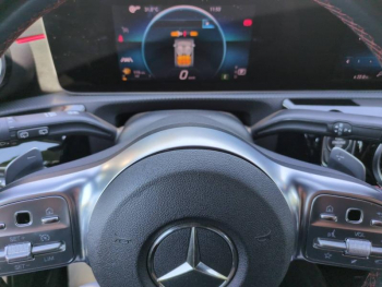 Photo 30 du bon plan MERCEDES-BENZ Classe A 180 d 116ch AMG Line 7G-DCT occasion à 18990 €
