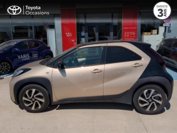 Photo 3 du bon plan TOYOTA Aygo X 1.0 VVT-i 72ch Design S-CVT MY23 occasion à 15990 €