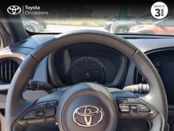 Photo 13 du bon plan TOYOTA Aygo X 1.0 VVT-i 72ch Design S-CVT MY23 occasion à 15990 €