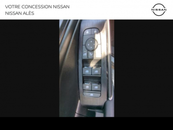 Photo 12 du bon plan NISSAN Qashqai e-POWER 190ch N-Connecta 2022 occasion à 26490 €