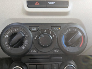 Photo 17 du bon plan SUZUKI Ignis 1.2 Dualjet 90ch Privilège Allgrip Euro6d-T occasion à 12999 €