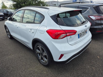 Photo 19 du bon plan FORD Focus Active 1.0 Flexifuel 125ch mHEV occasion à 13985 €