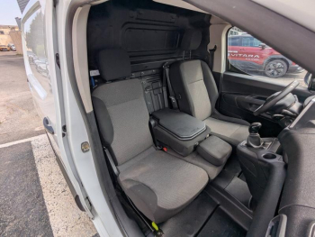 Photo 8 du bon plan PEUGEOT Partner Standard 650kg BlueHDi 100ch S&S BVM5 Premium sans TVA occasion à 13451 €