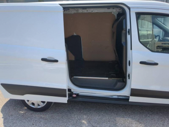 Photo 13 du bon plan FORD Transit Connect VUL L2 1.0E 100ch E85 Trend occasion à 17988 €