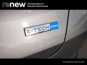 Photo 16 du bon plan RENAULT Captur 1.6 E-Tech hybride 145ch Intens -21 occasion à 17900 €
