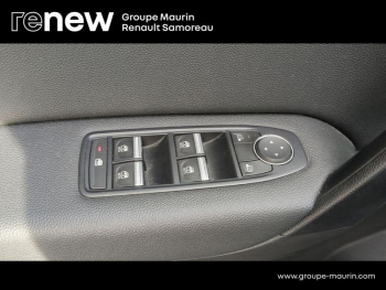 Photo 18 du bon plan RENAULT Captur 1.6 E-Tech hybride 145ch Intens -21 occasion à 17900 €