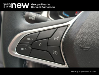Photo 24 du bon plan RENAULT Captur 1.6 E-Tech hybride 145ch Intens -21 occasion à 17900 €