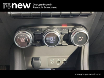 Photo 27 du bon plan RENAULT Captur 1.6 E-Tech hybride 145ch Intens -21 occasion à 17900 €