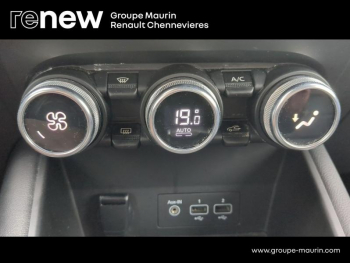 Photo 32 du bon plan RENAULT Captur 1.3 TCe 155ch FAP Initiale Paris EDC - 20 occasion à 16999 €