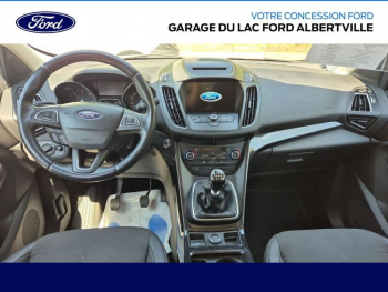 Photo 10 du bon plan FORD Kuga 1.5 TDCi 120ch Stop&Start Titanium 4x2 Euro6.2 occasion à 14990 €