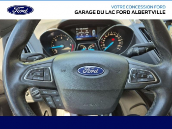 Photo 12 du bon plan FORD Kuga 1.5 TDCi 120ch Stop&Start Titanium 4x2 Euro6.2 occasion à 14990 €