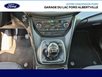 Photo 21 du bon plan FORD Kuga 1.5 TDCi 120ch Stop&Start Titanium 4x2 Euro6.2 occasion à 14990 €