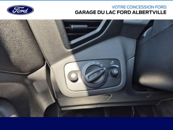 Photo 23 du bon plan FORD Kuga 1.5 TDCi 120ch Stop&Start Titanium 4x2 Euro6.2 occasion à 14990 €