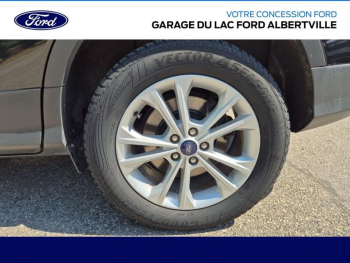 Photo 26 du bon plan FORD Kuga 1.5 TDCi 120ch Stop&Start Titanium 4x2 Euro6.2 occasion à 14990 €
