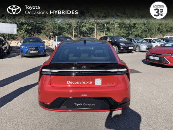 Photo 4 du bon plan TOYOTA Prius Rechargeable 2.0 Hybride Rechargeable 223ch Design occasion à 30990 €