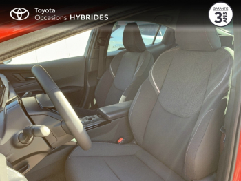 Photo 11 du bon plan TOYOTA Prius Rechargeable 2.0 Hybride Rechargeable 223ch Design occasion à 30990 €