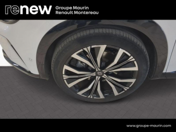 Photo 9 du bon plan RENAULT Austral 1.2 E-Tech full hybrid 200ch Iconic occasion à 33490 €